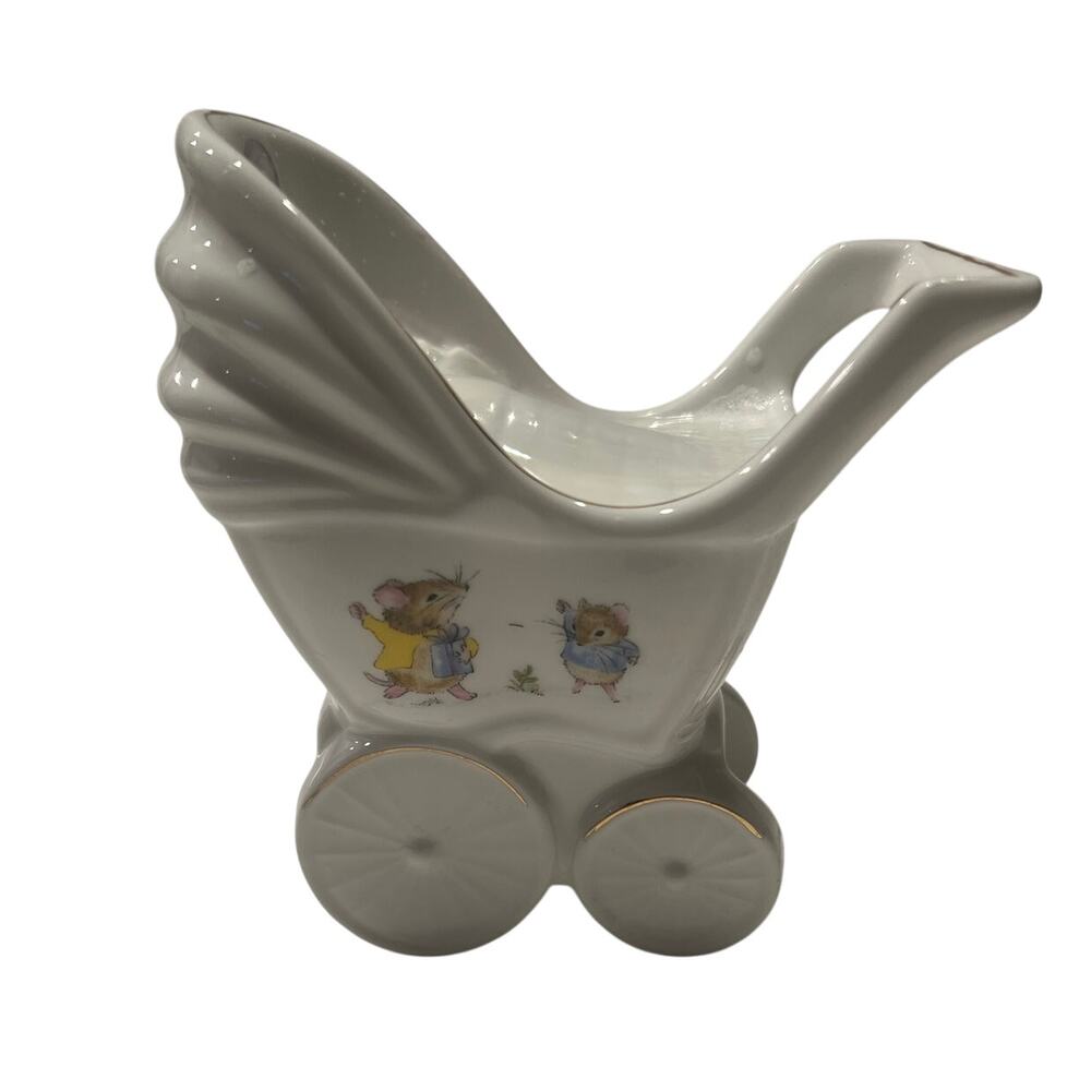 Vintage Royal Tara Baby Carriage with Mice pictures, preowned
